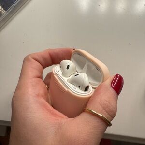 Apple AirPods